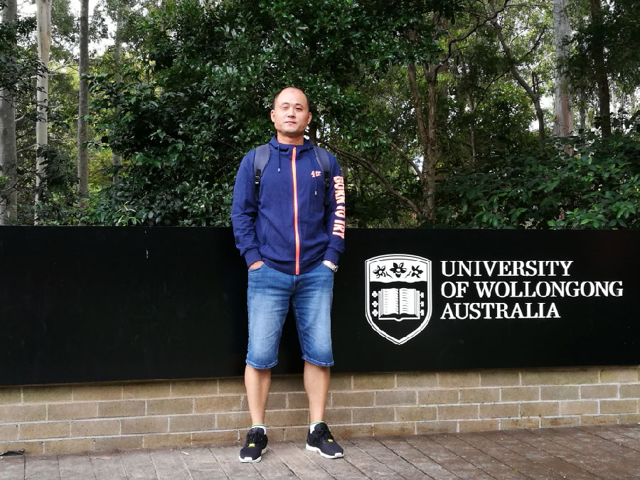 2017.04.19,Visit at the University of Wollongong,Australia.png